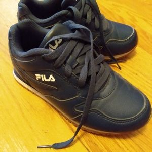 Fila boys sneakers